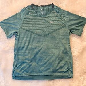 Nike Tech Knit Dri Fit